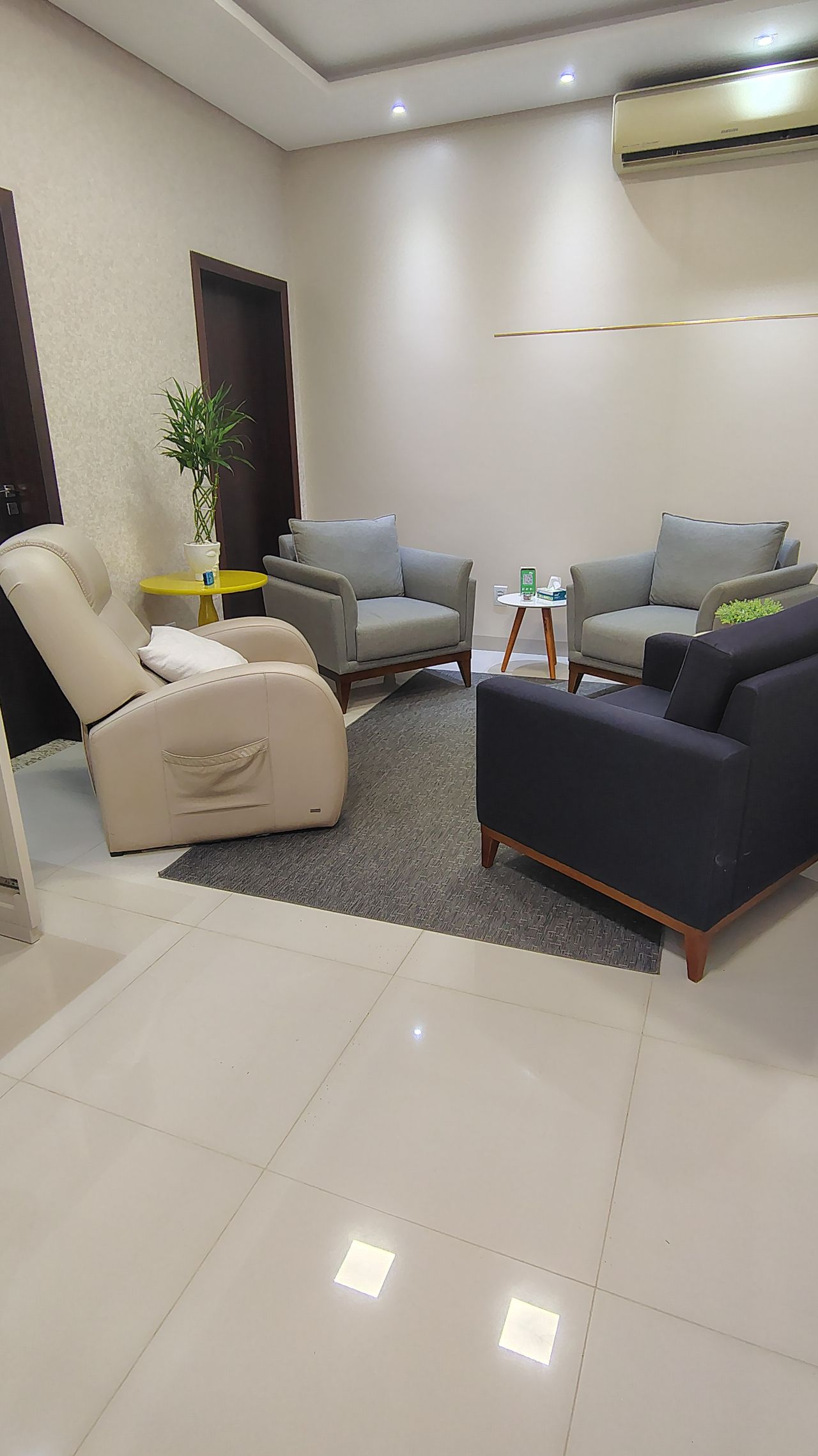 Fabíola Slaviero   Tiecher -1