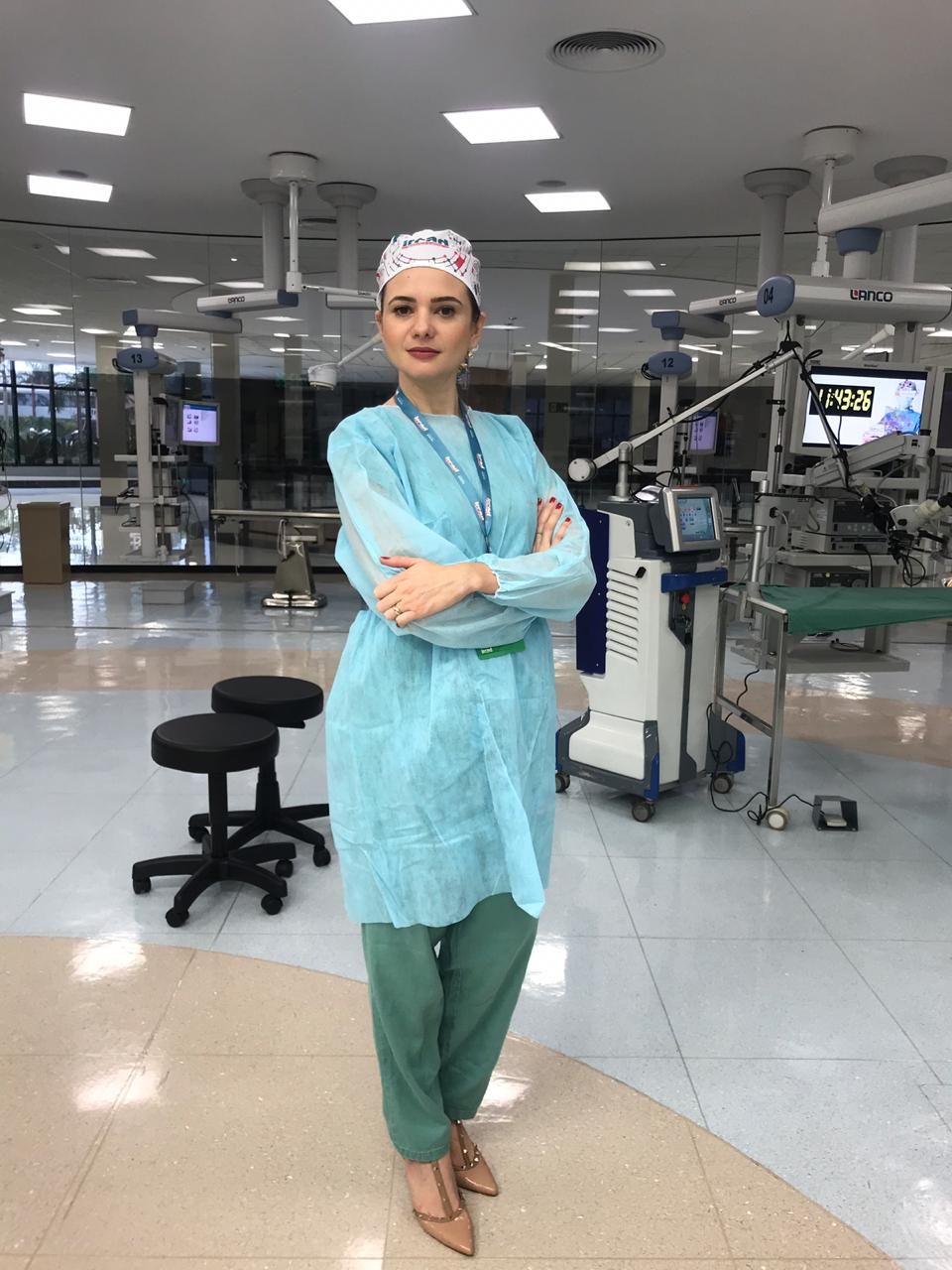 Karine V. Goncalves De Oliveira-0