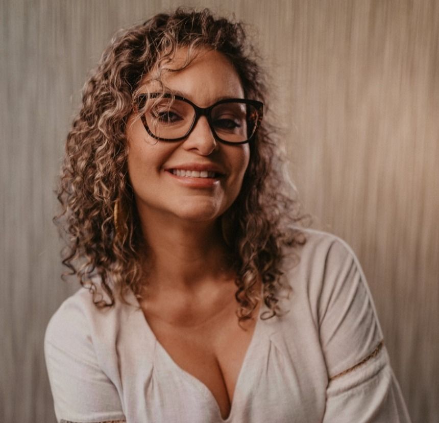 Elen Sabrina Oliveira De Sousa Yasin-0