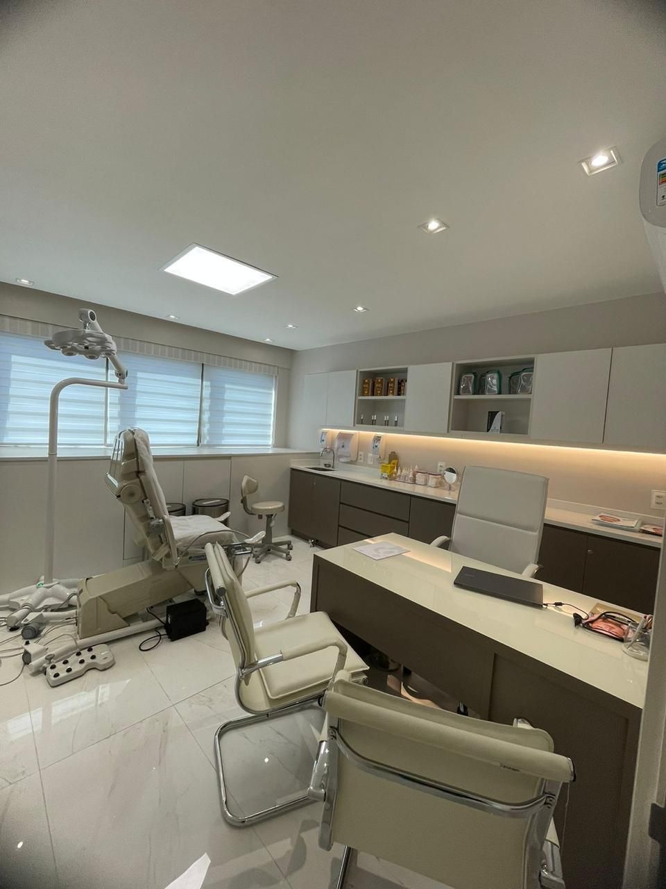 Sabrina Ferreira De Barros-0