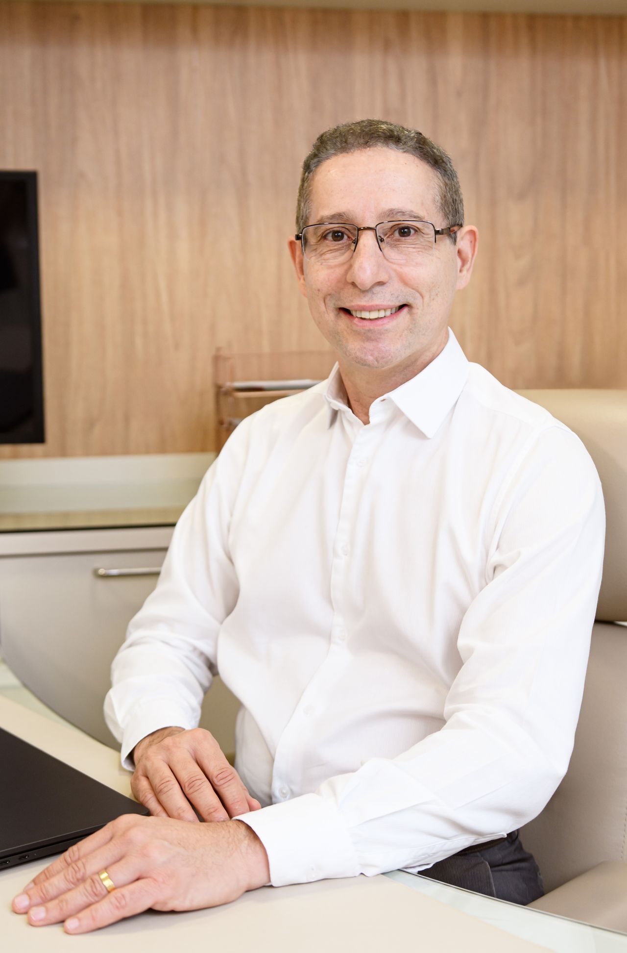 Eloisio Alexsandro Da Silva Ruellas-1