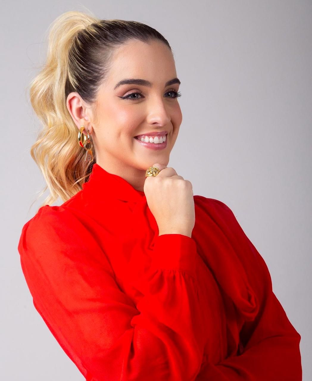 Betina Moreira Da Costa-0