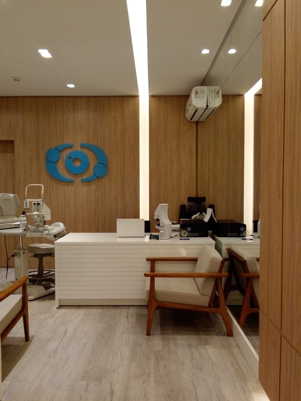 Caroline A. Ferraz-0