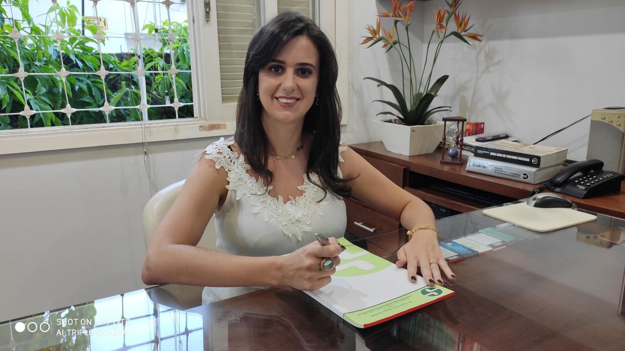 Débora Rivelli Benfatti-0