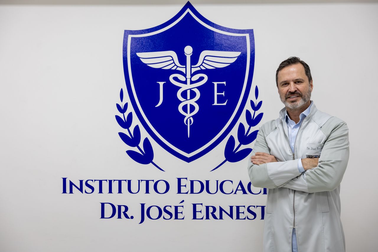 Jose Ernesto Ghedin Servidei-3