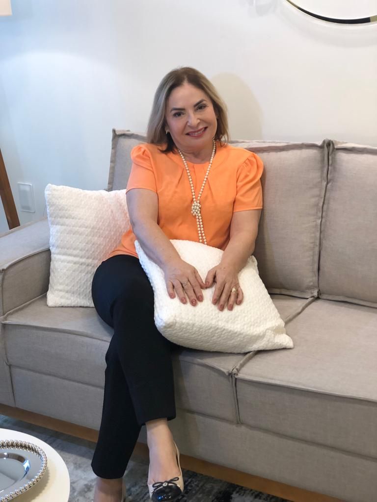 Regina Elizabeth Teixeira Barreto De Azevedo-1