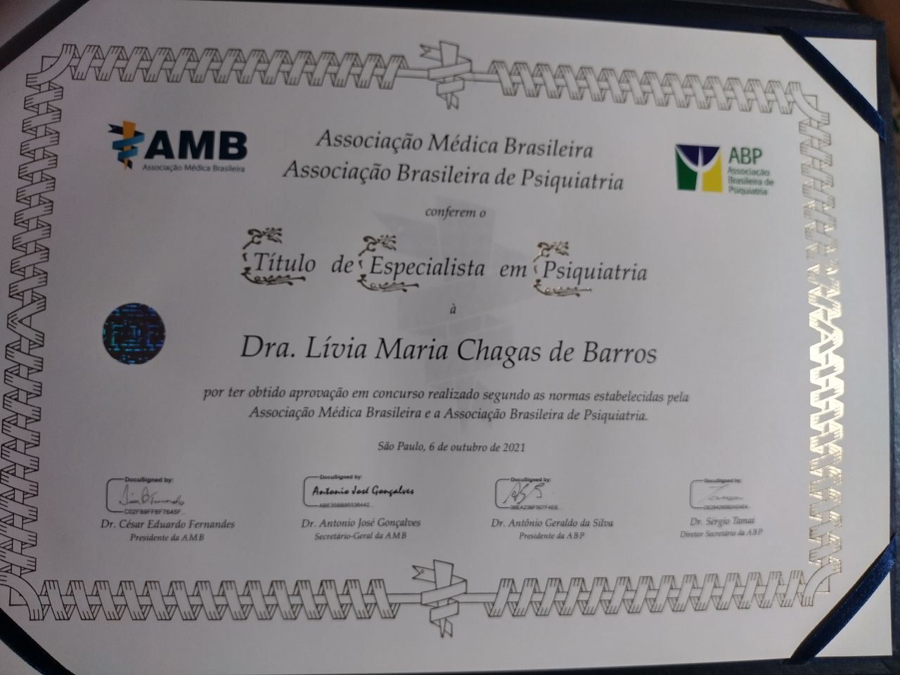 Livia Maria Chagas De Barros-4