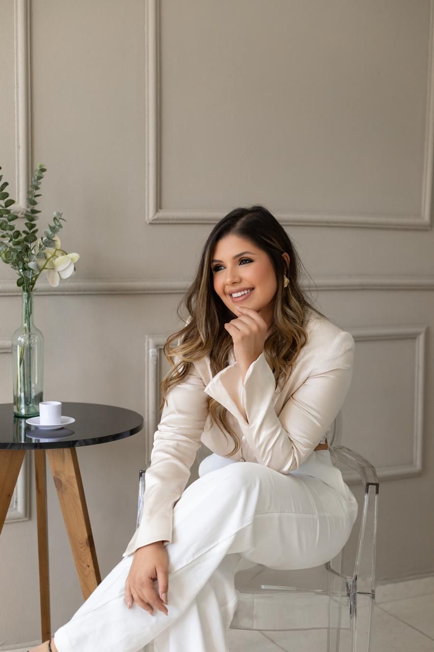 Camila Leal Oliveira-1