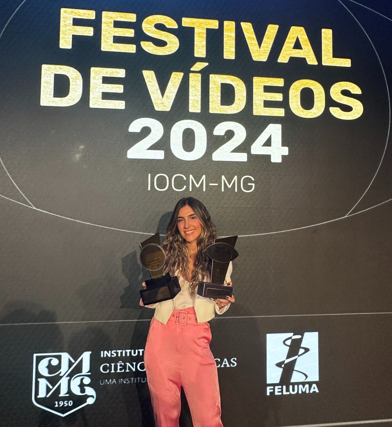 Isadora Coelho     -2