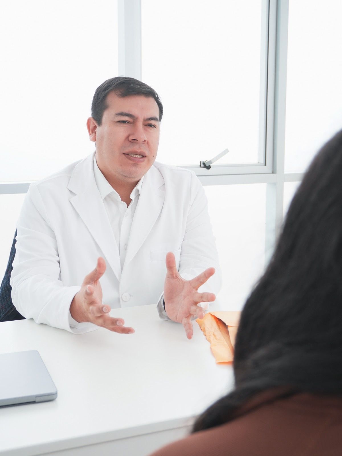 Cristián Iván Meneses Lujan-0