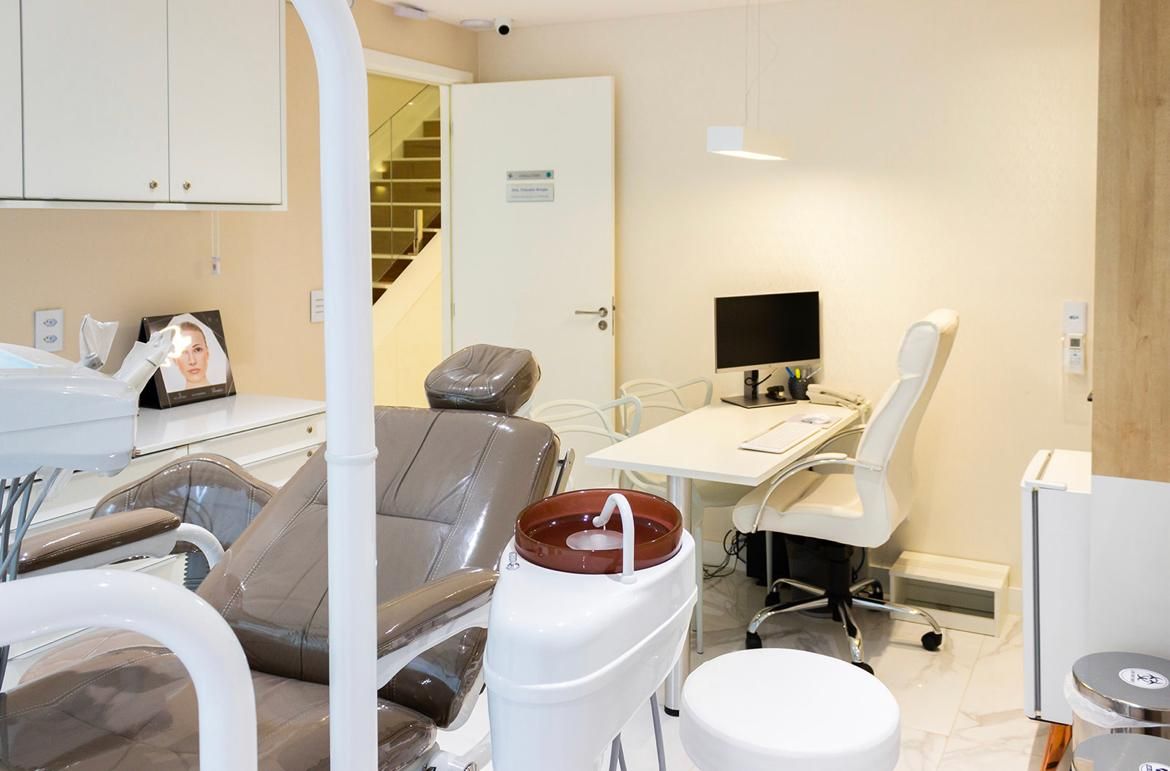 Cynthia Bomgiovanni-4