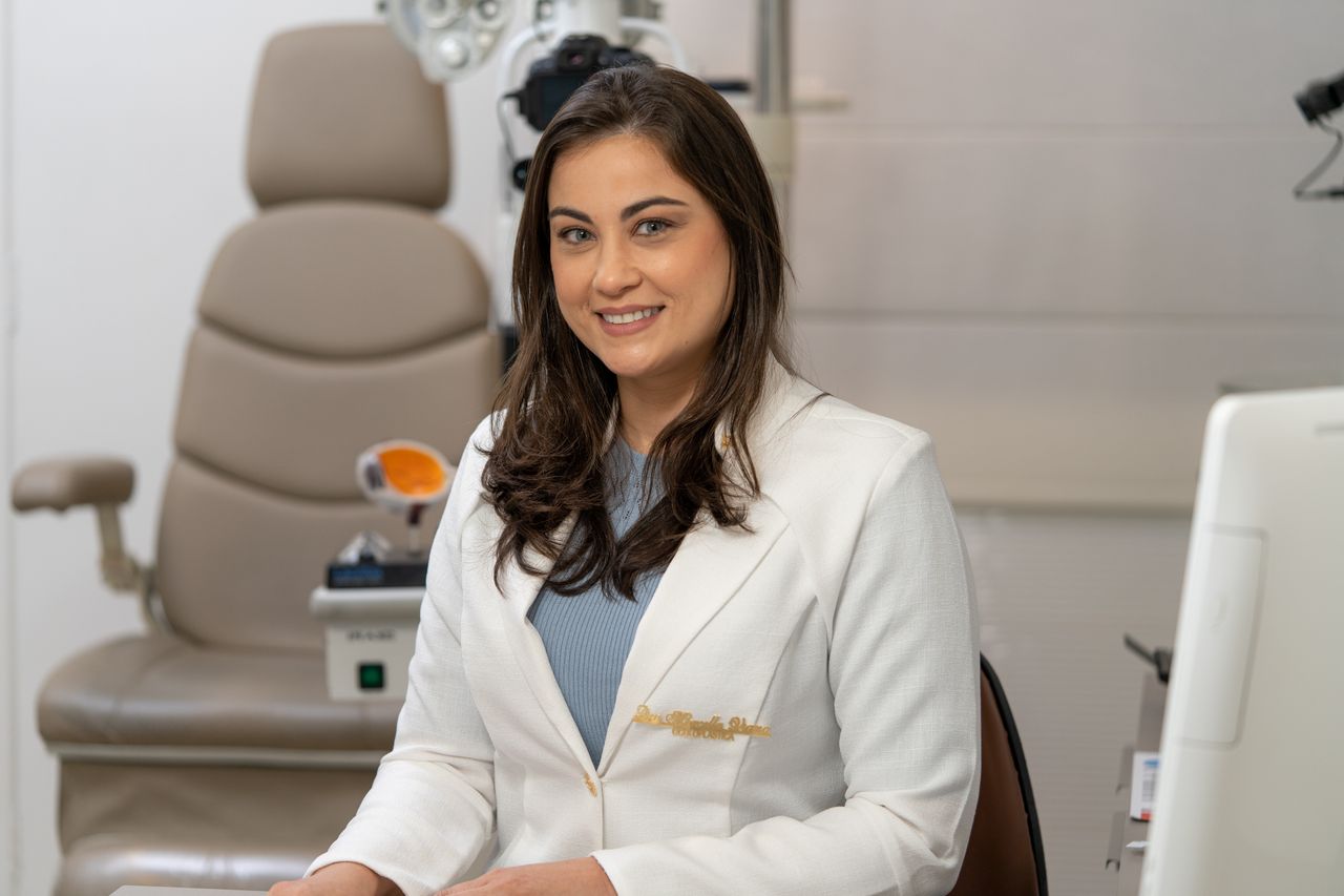 Marcella Karina Neves Viana-0