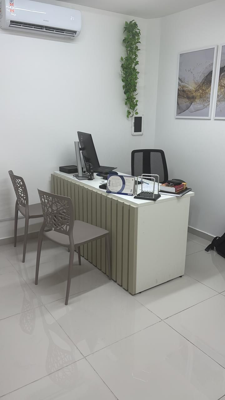 Veronica Greenhalgh .-1