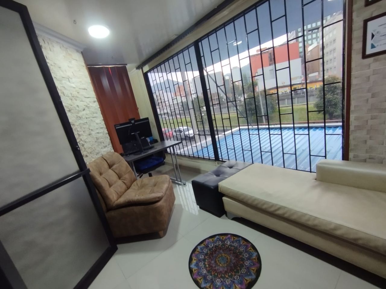 Liang Owen Yepez Prada-5