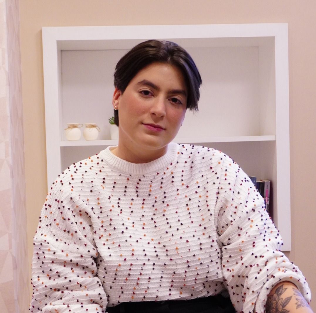 Nayde Menezes Lima Verde Leal-1