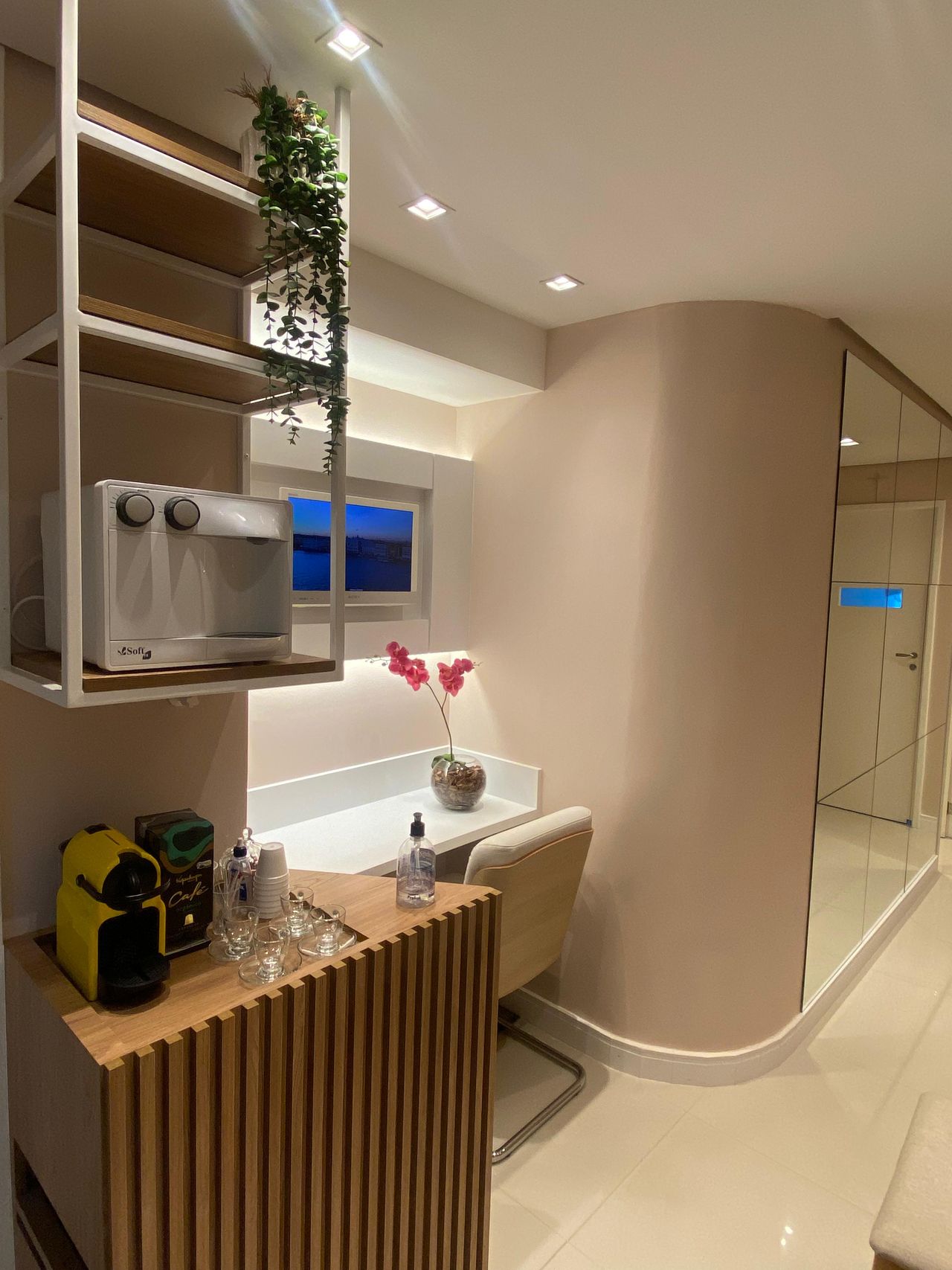 Carolina Resende Dias Peloso-2