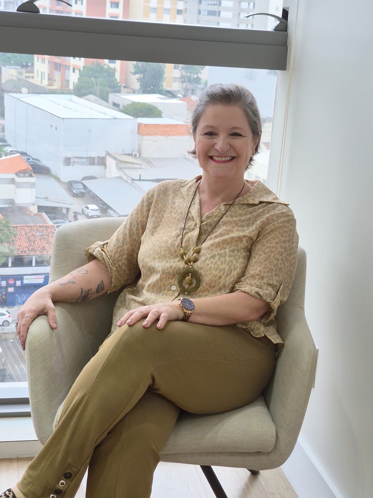 Thais Cristina Rades De Oliveira-1