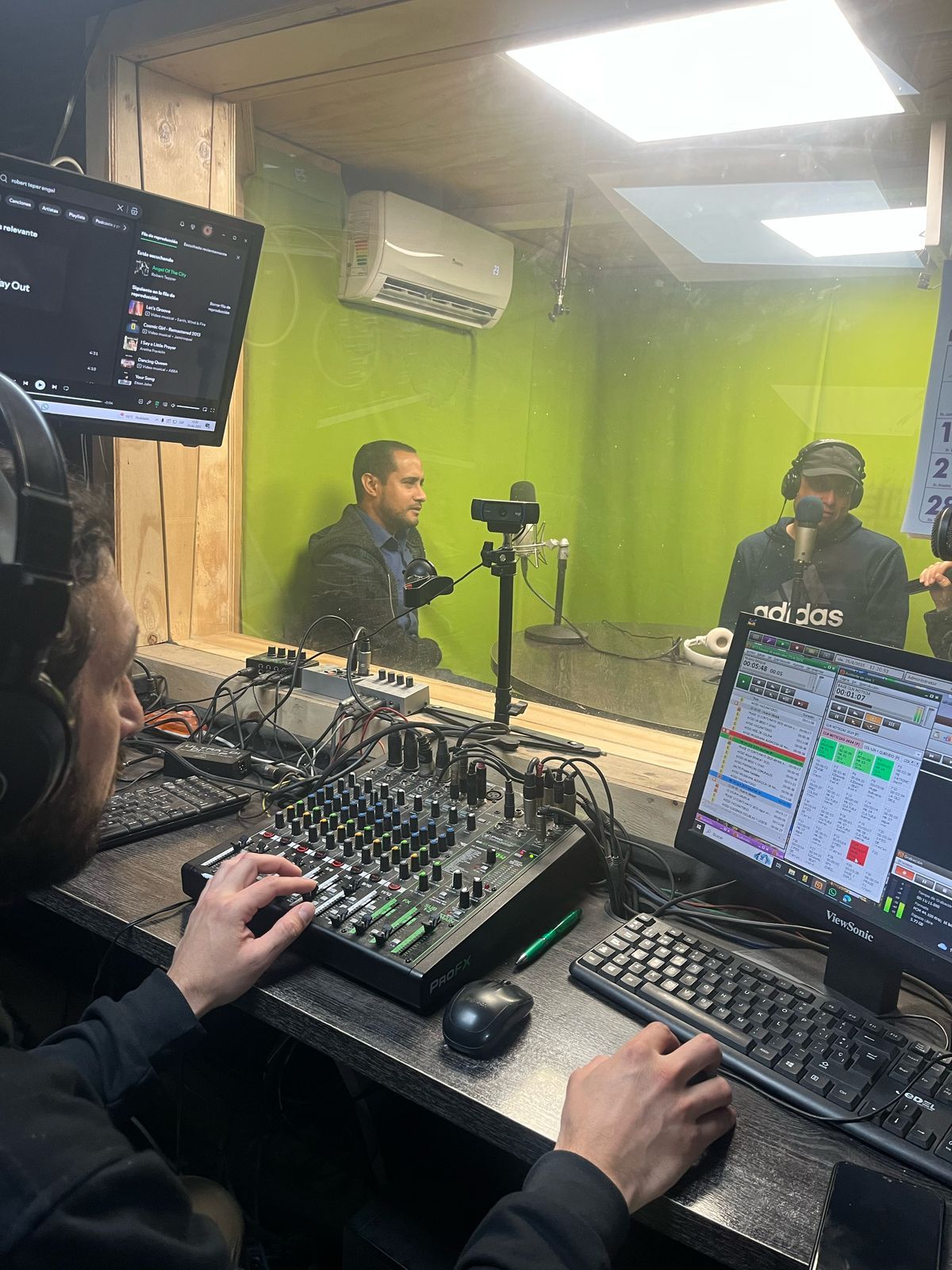 Robert Valiente Orozco-0