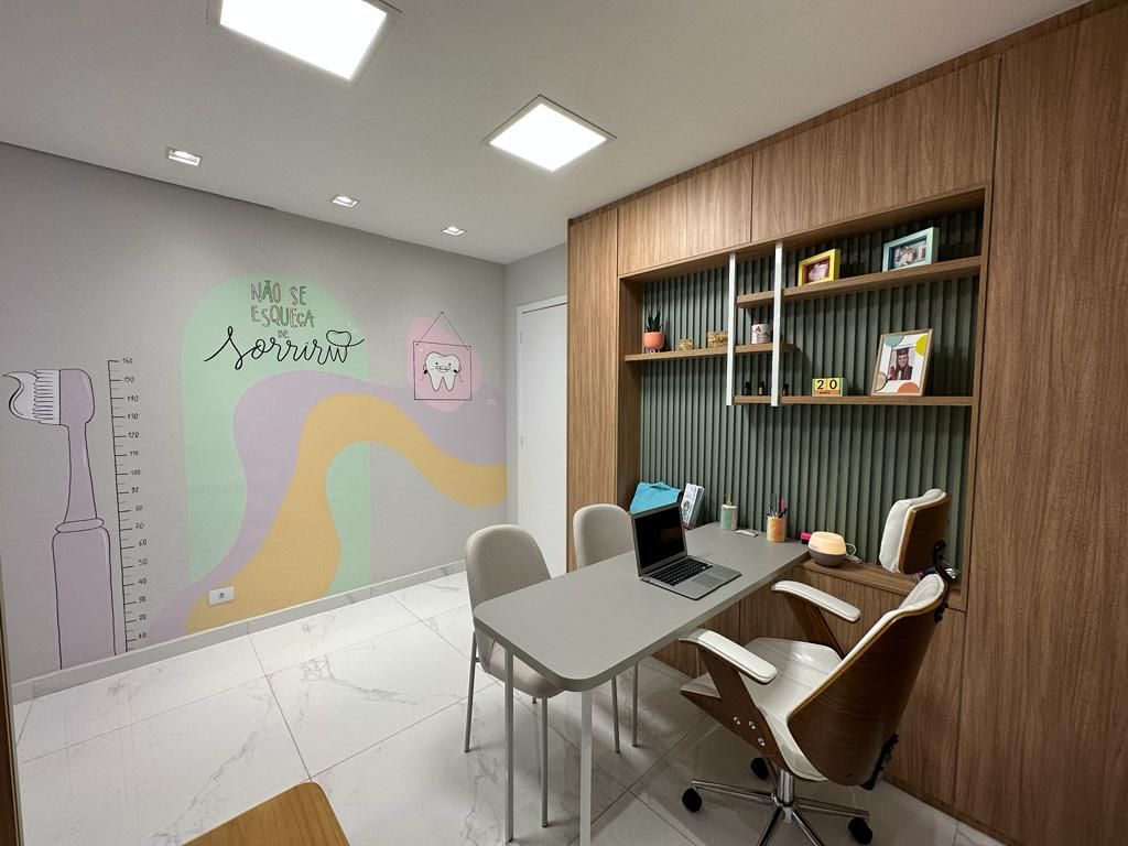 Daphynne Manosso Samways Gerhardt-5