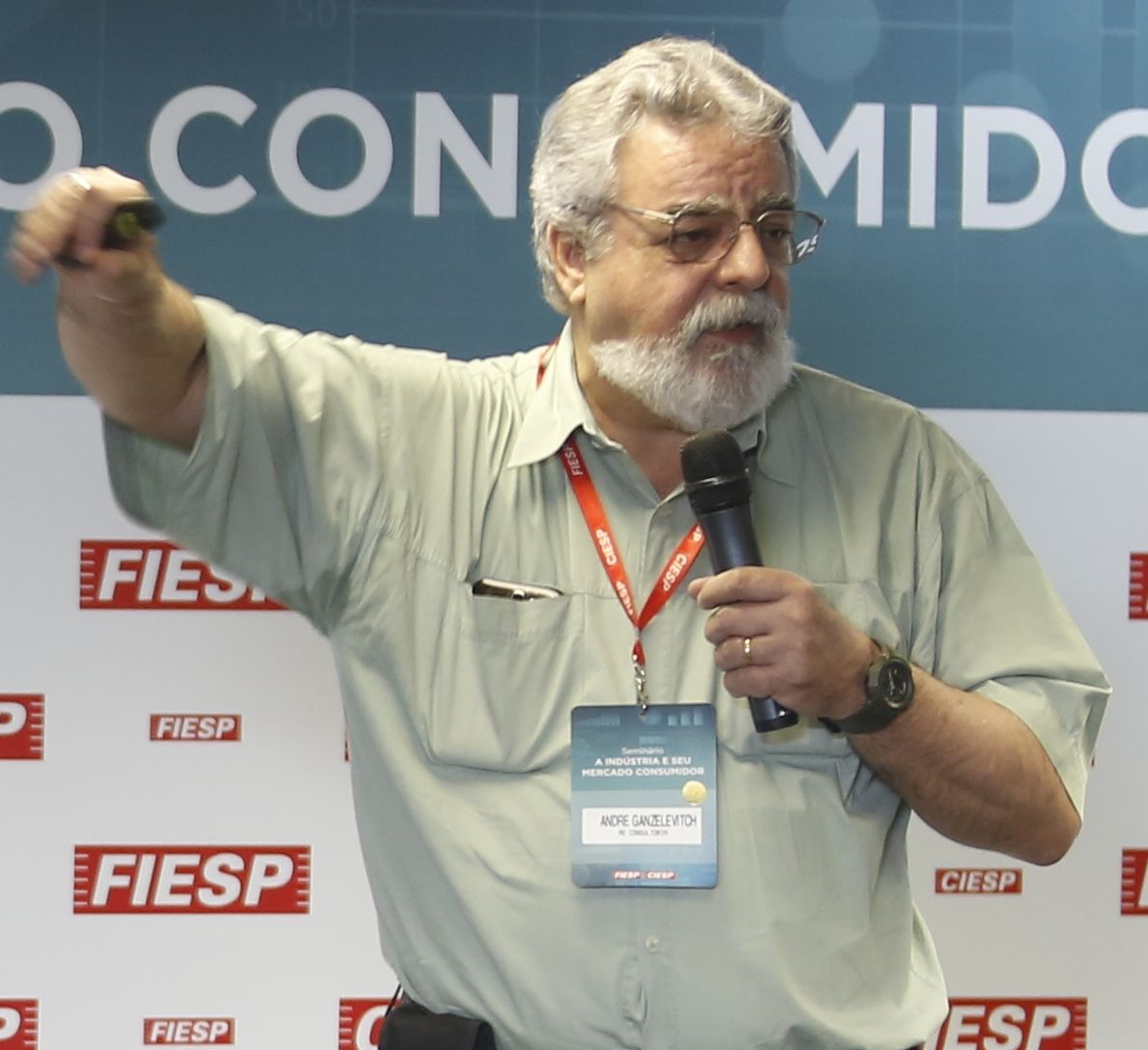 André Ganzelevitch-0