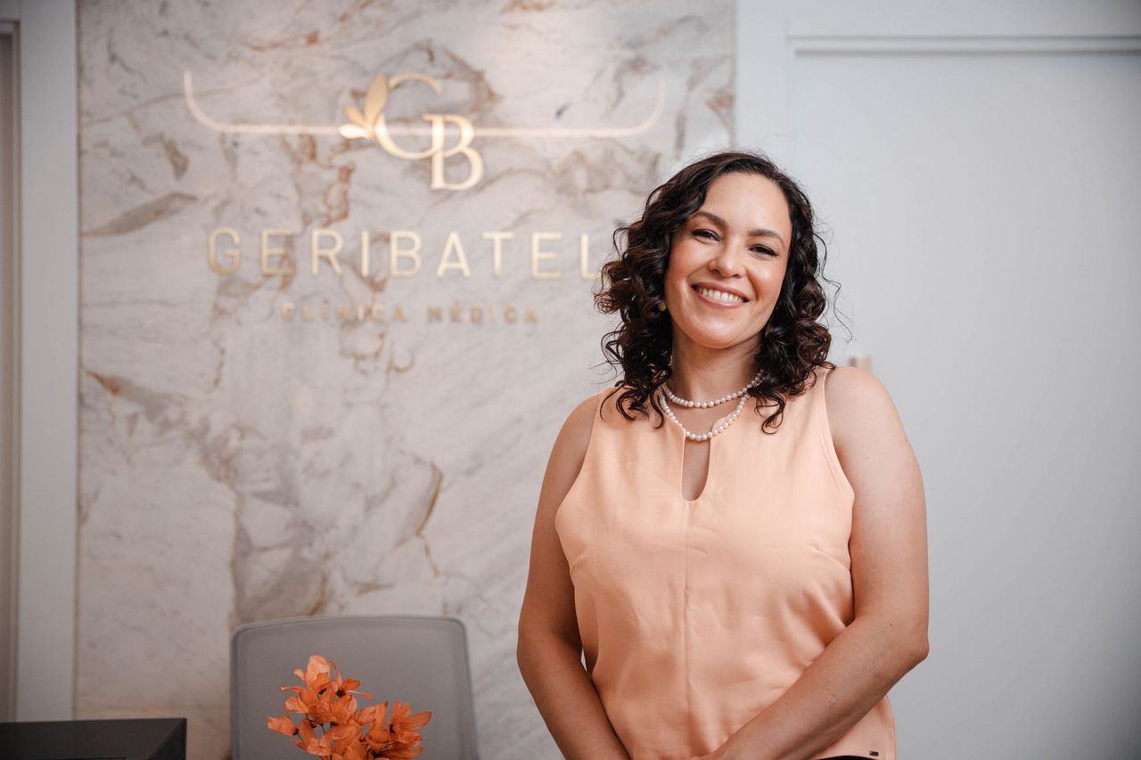 Débora Christina De Alcântara Lopes-13