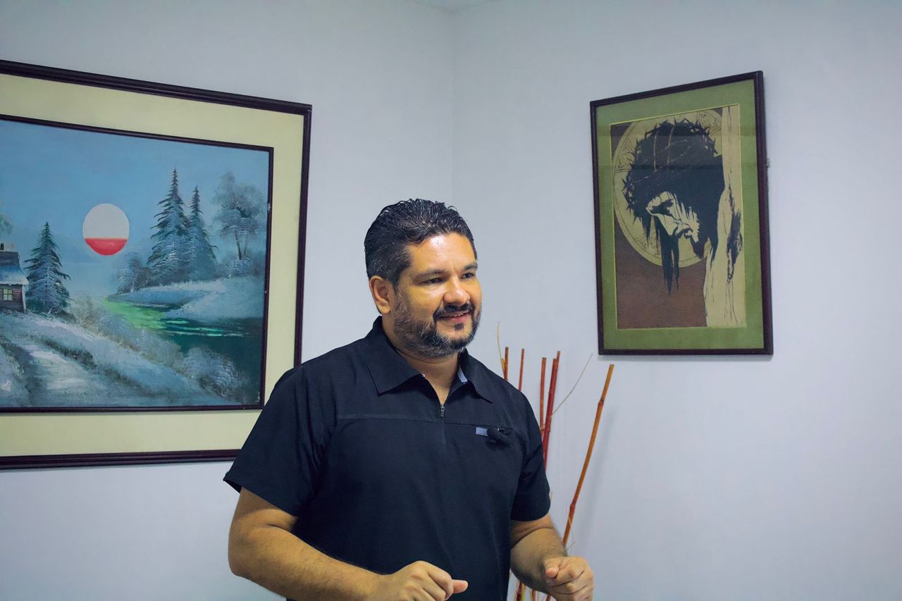 Charles Carbonell Colina-5