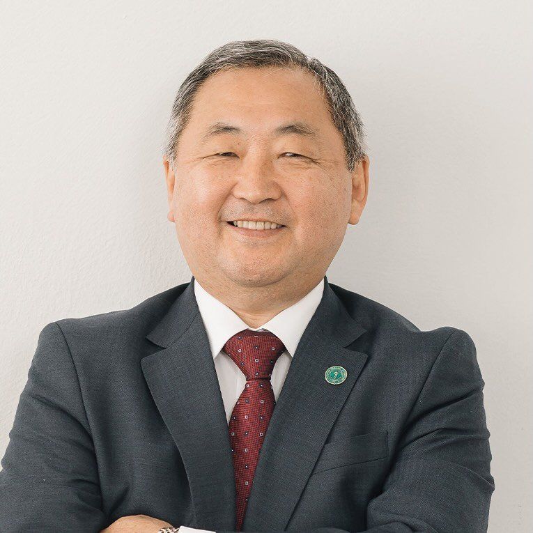 Alberto Toshio Oba .-0