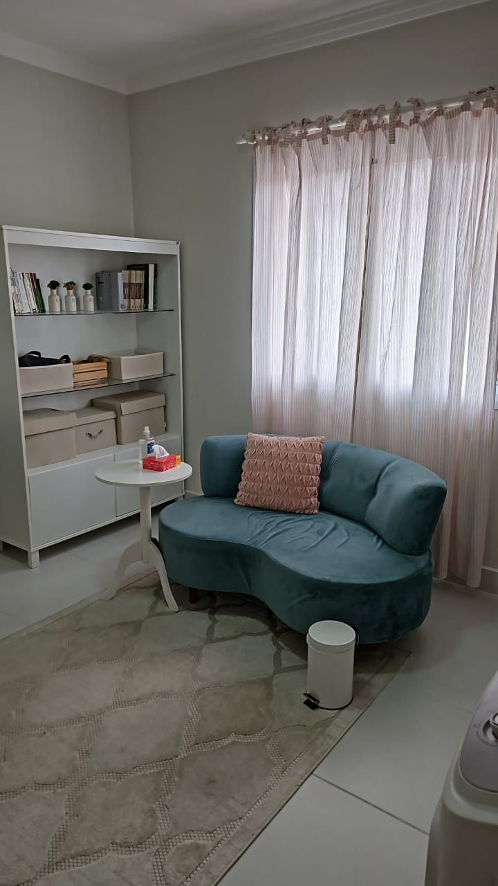 Karina Lucio Nogueira-1