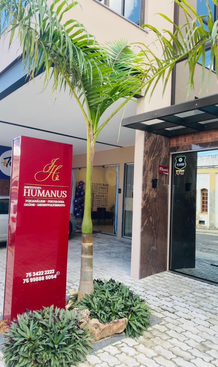 Flavia Correia Bonfim Brito-0