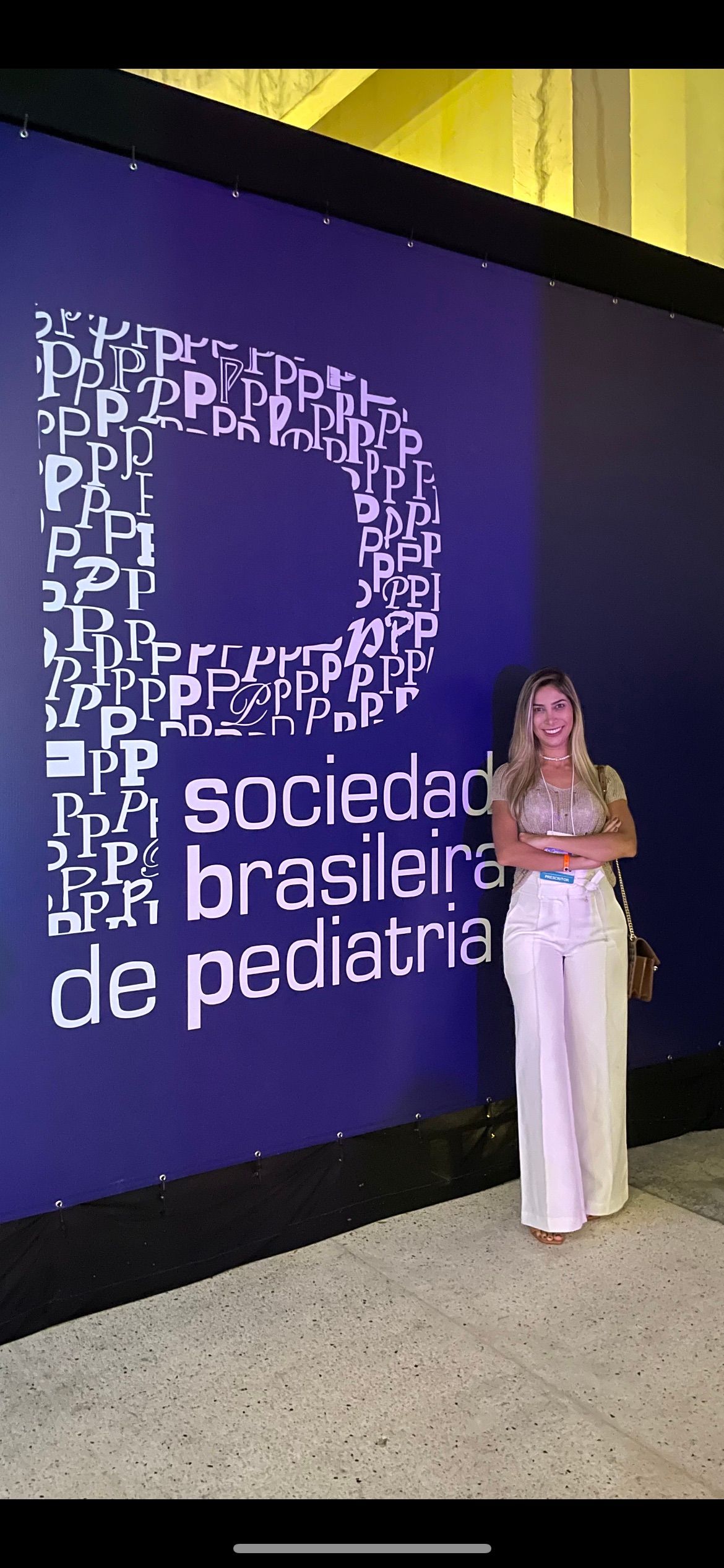 Isis Cristiane Fonseca Oliveira Helou-8