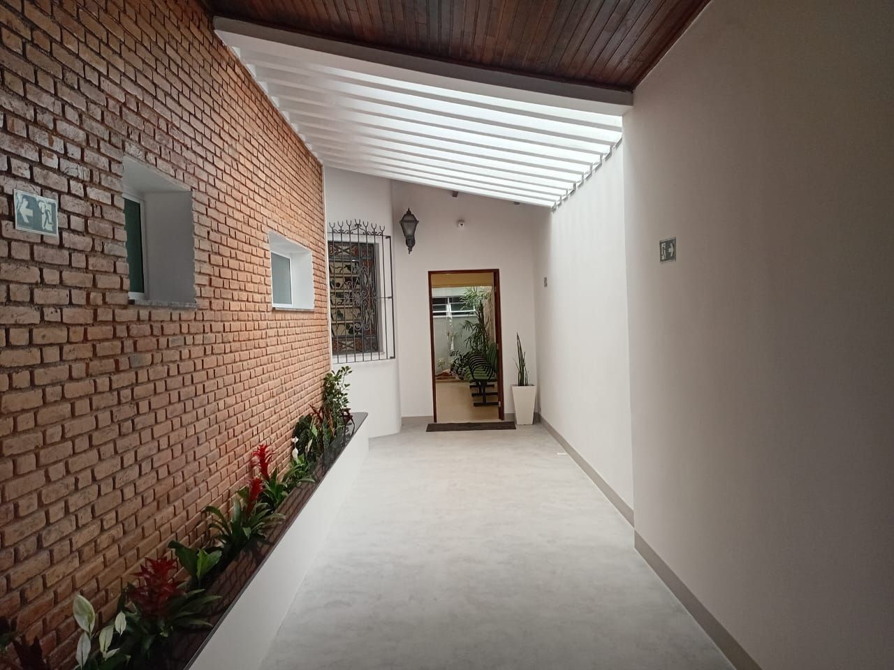 Eduardo Lemes Da Costa Almeida-1