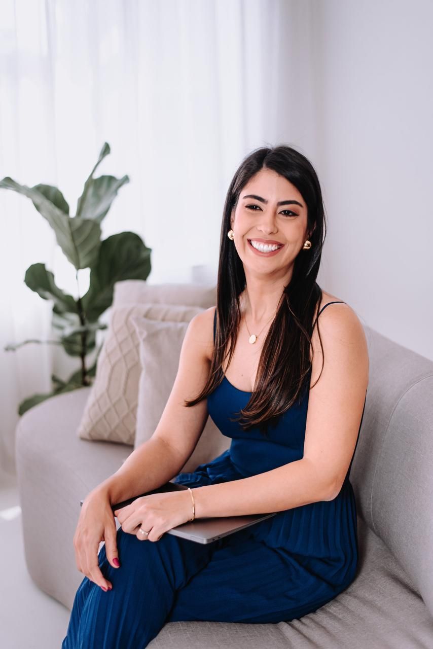 Ana Cecília  Leão -1