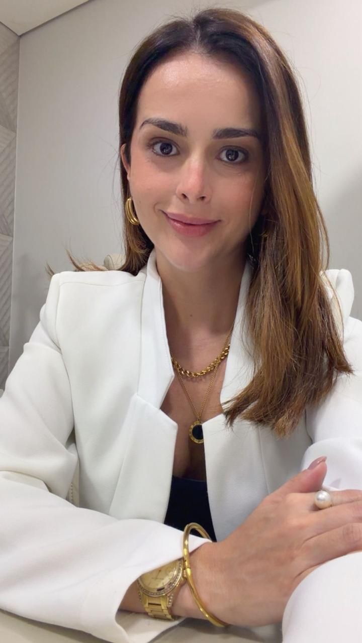 Priscilla Almeida .-0