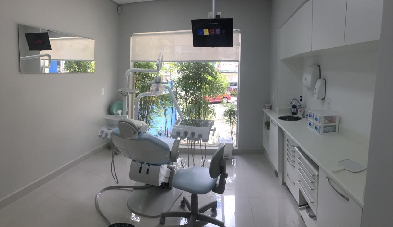 Juliana Pelegrini-23