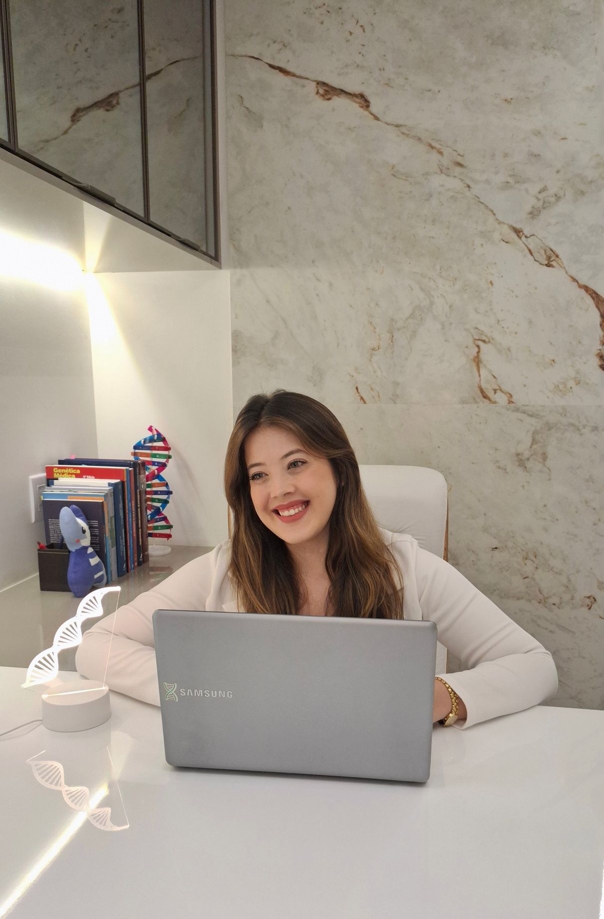 Karolyne Michele Moura Raftopoulos-0