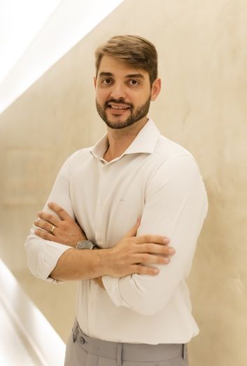 Victor Hugo Ferreira E Léda-0