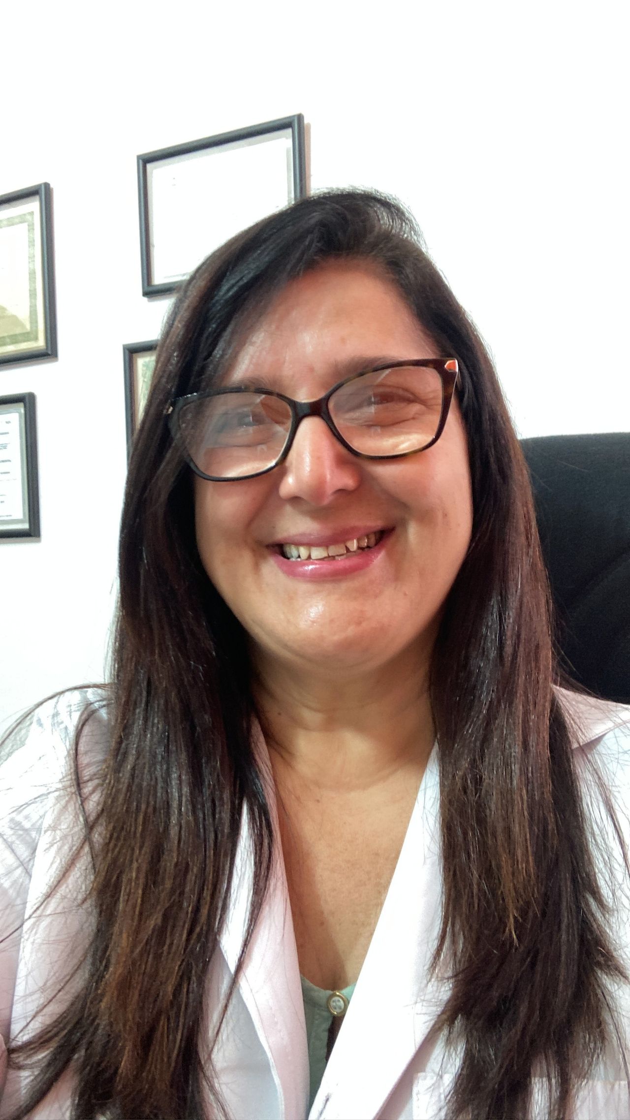 Elaine Carneiro Dos Santos-0