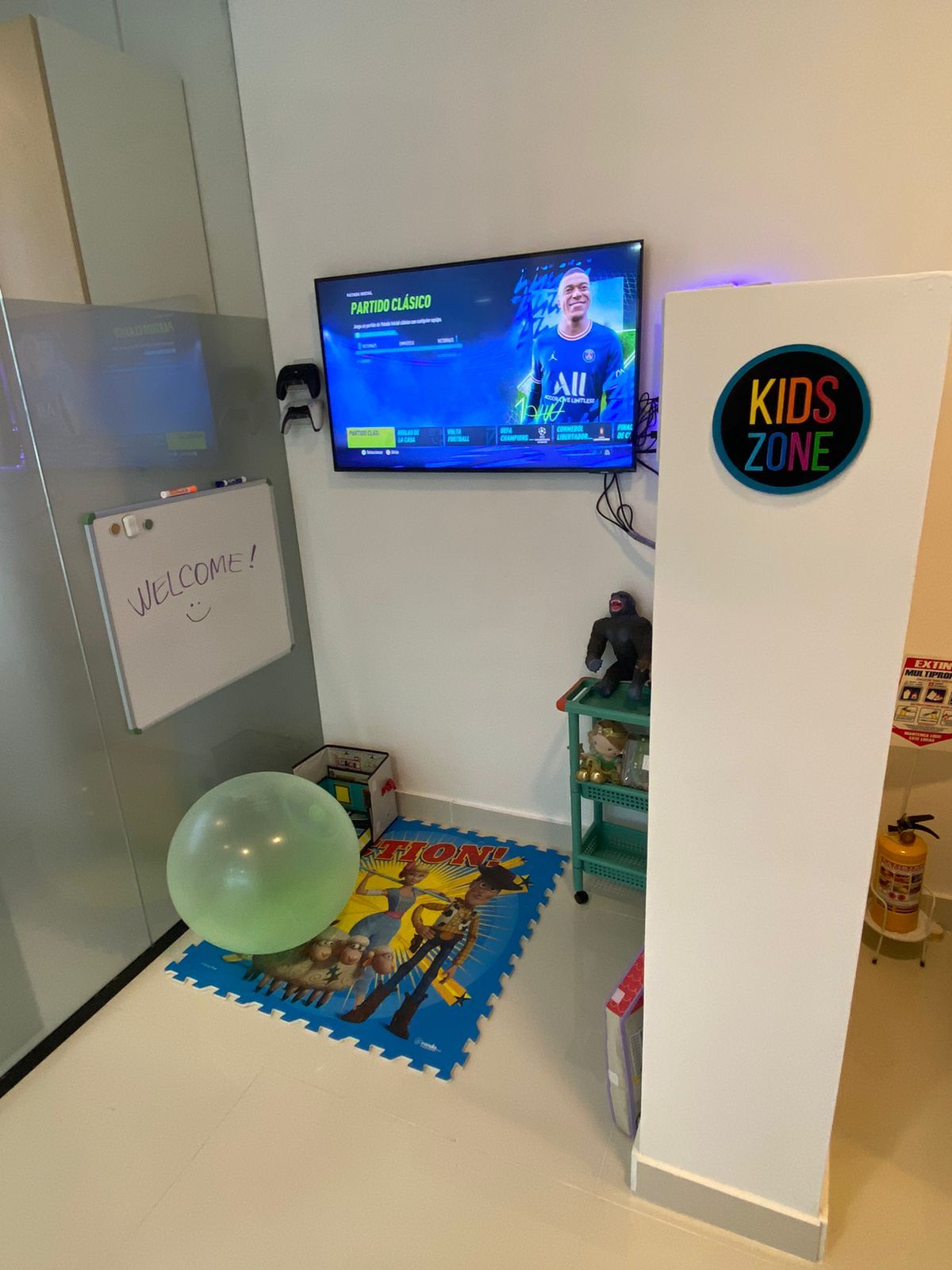 Daniela León Machicado-7