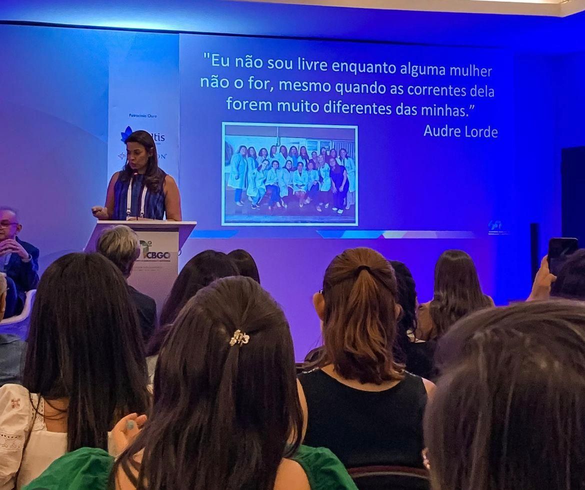 Débora Fernandes Britto-1