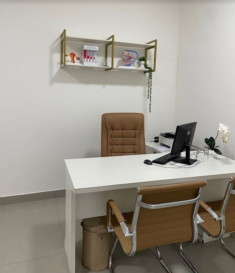 Ana Carolina De Paula Vasconcelos Camera-1