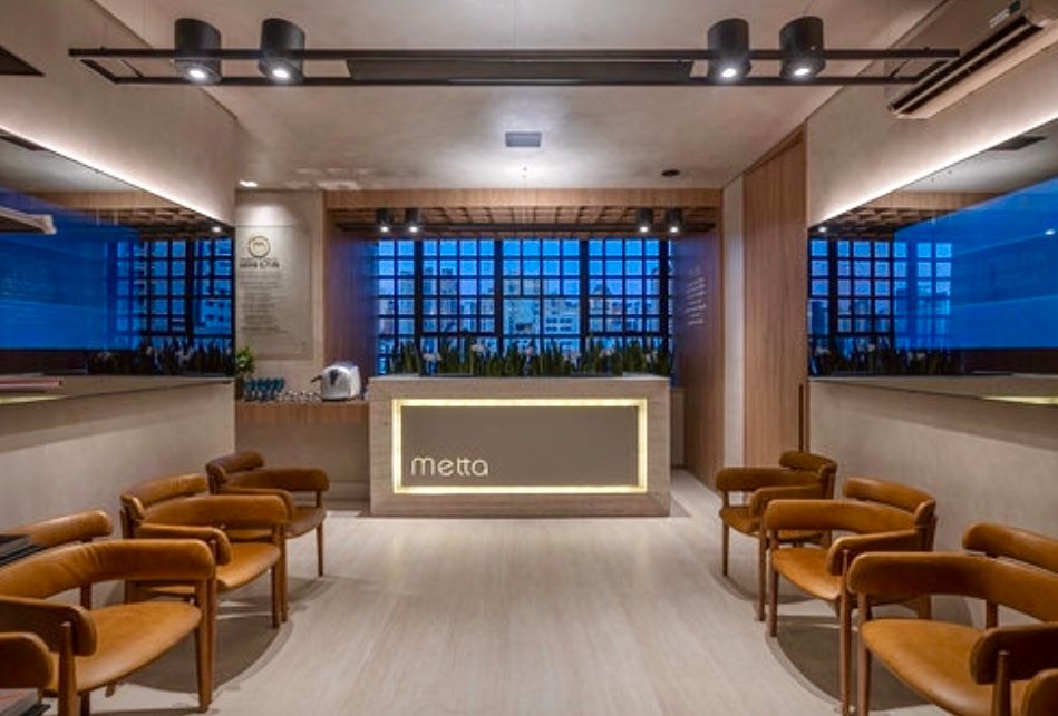 Cintia Mundin Pena Veloso-12