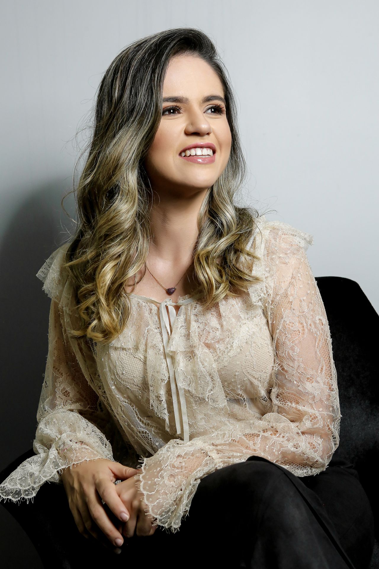 Therianne Menezes-5