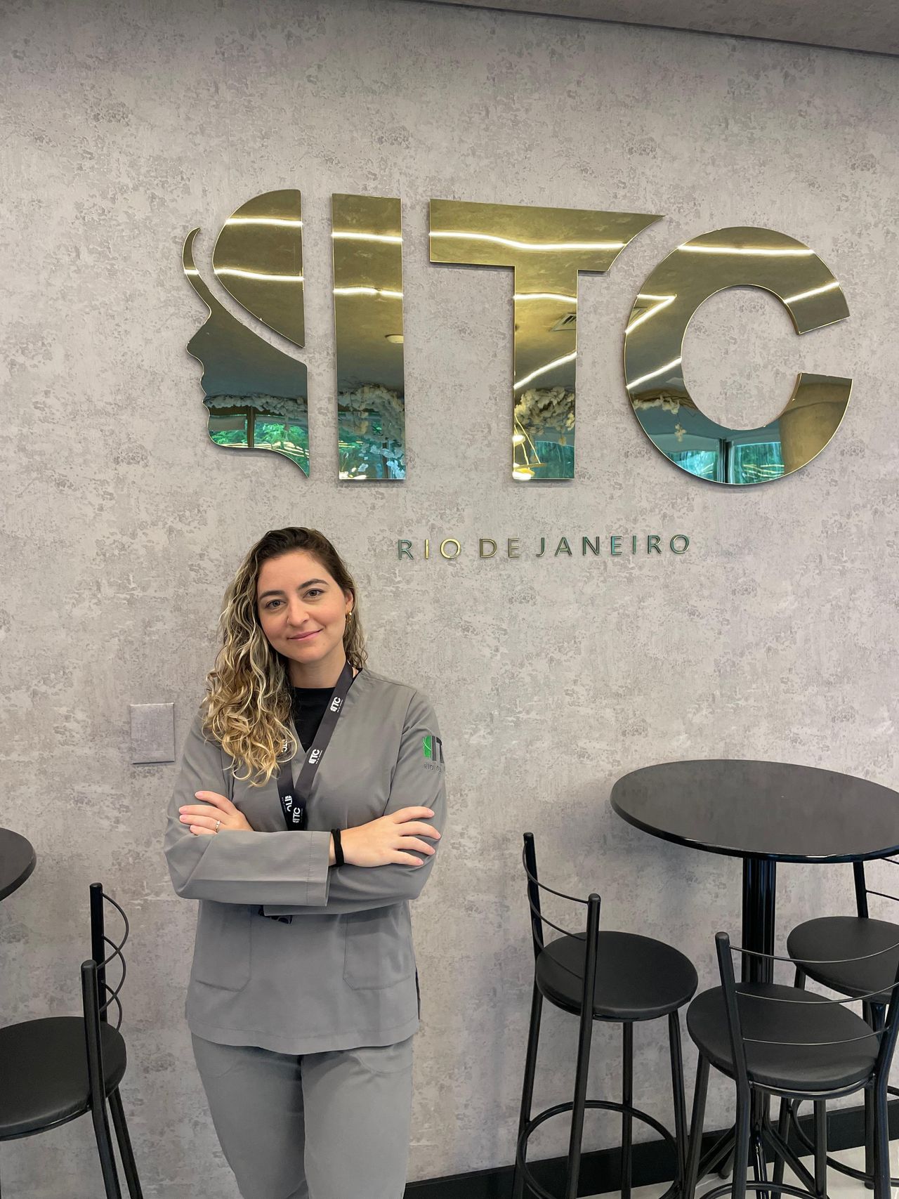 Julia  Oliveira Proviette-1