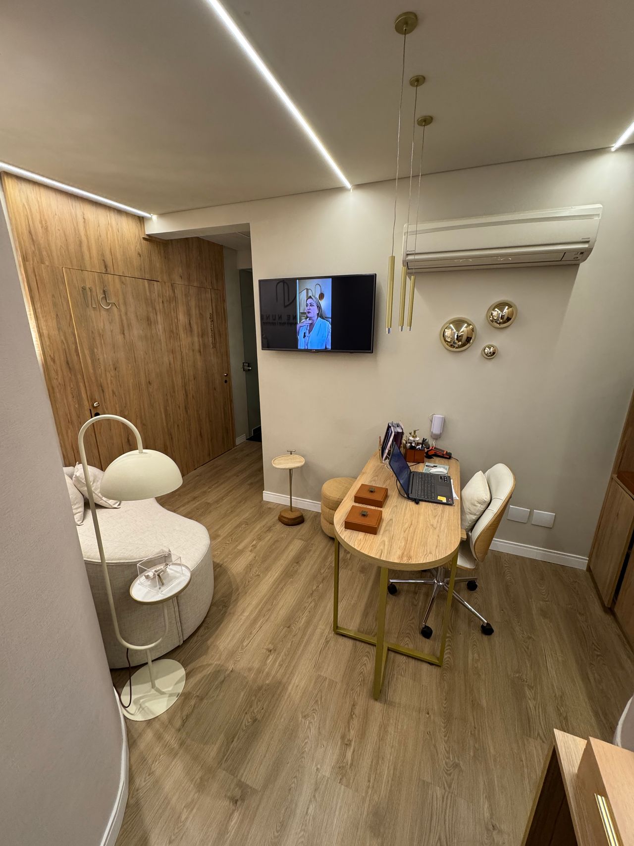 Viviane Nunes Da Costa-7