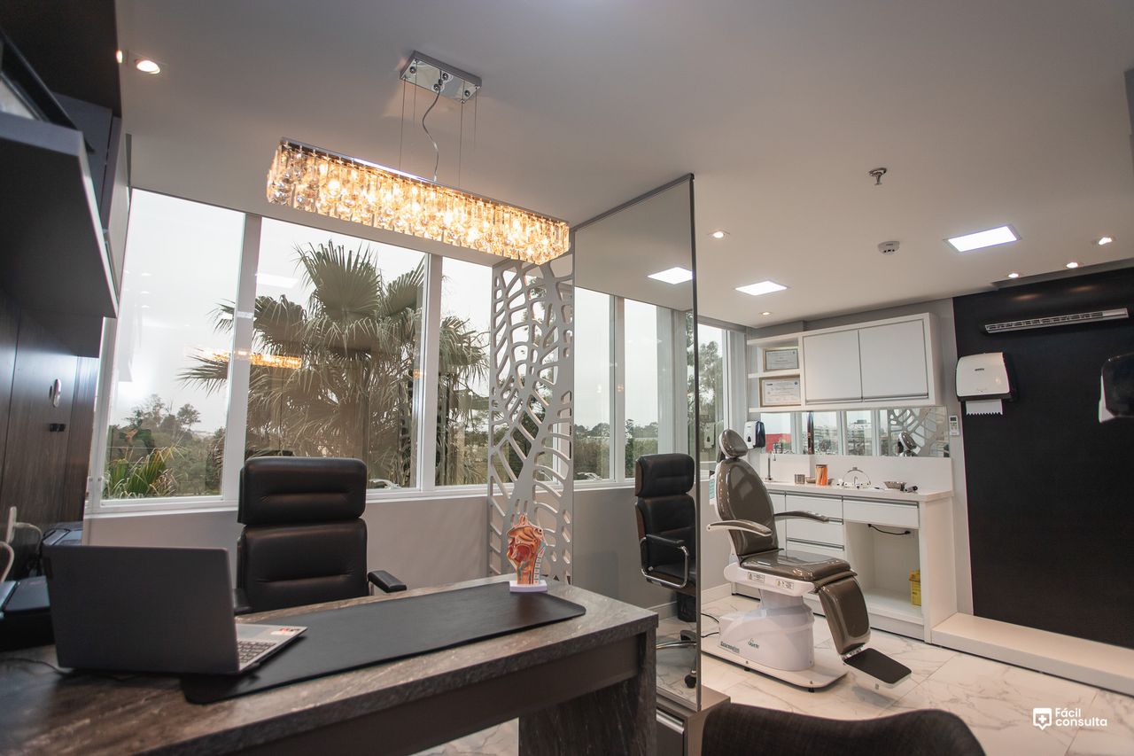 Heithor De Castro Sell-1