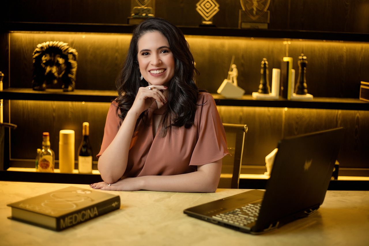 Adriana Mendes Barros-0