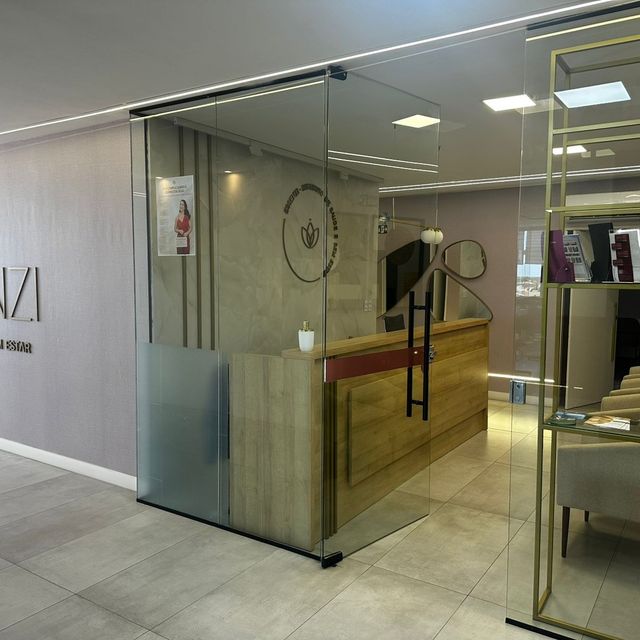 Clínica Essenzi Instituto de Saude e Bem Estar - 