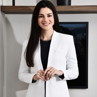 Luiza Ottoni - Dermatologista e Tricologista BH