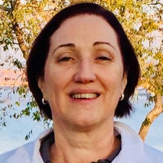 Dra. Mara Lucia