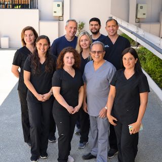 Clínica Edent de Especialidades Dentales